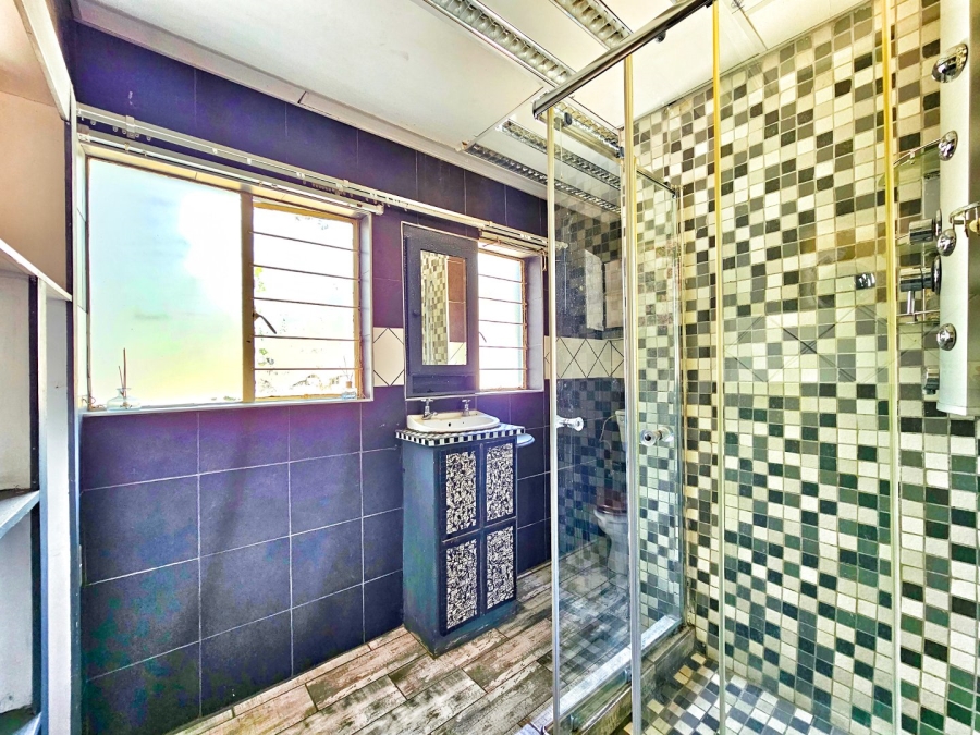 5 Bedroom Property for Sale in Vaalpark Free State